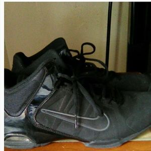 Men's Black Nike running shoes